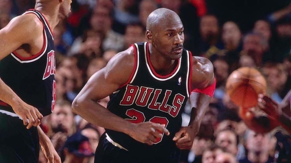 Michael Jordan es considerado el mejor jugador en la historia de la NBA, gracias a sus logros con los Chicago Bulls