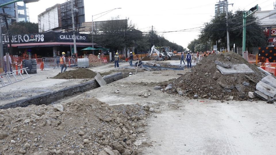 Construcción Centrito Valle, San Pedro Garza García, comerciantes, crisis, vialidad, obra publica, Créditos: Ernesto Miranda / ABC Noticias