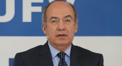 Felipe Calderón llama a crear un nuevo partido político de oposición