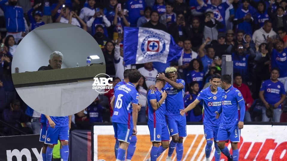 Ricardo 'Tuca' Ferretti estuvo presente en la victoria de Cruz Azul, donde fue recibido al ritmo del 'tucanazo'