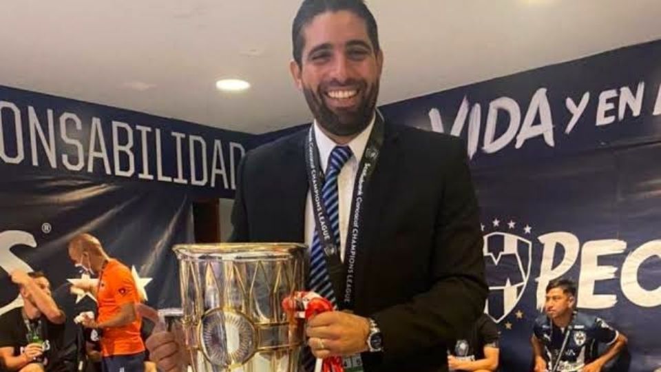 Carlos Vela, ex director deportivo en Rayados.