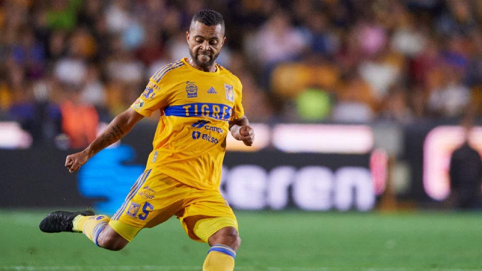 Rafael Carioca, mediocampista de Tigres, vence contrato en agosto del 2023.