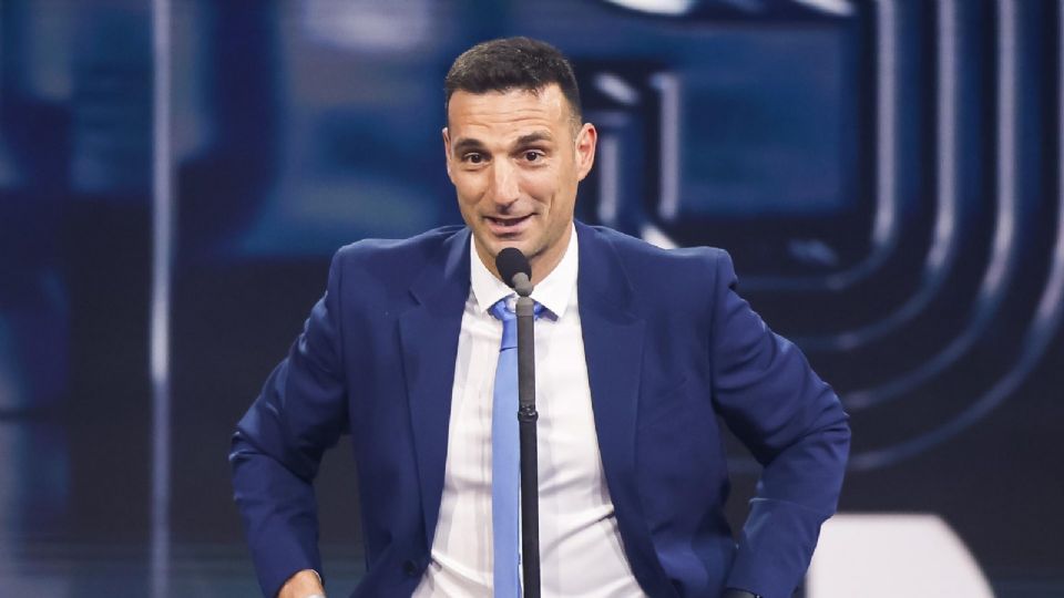 Lionel Scaloni, seleccionador de Argentina, habló sobre la posibilidad de llevar a Messi al Mundial de 2026, durante la gala de The Bestq