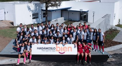 Rayados y Rayadas se toman la fotografía oficial