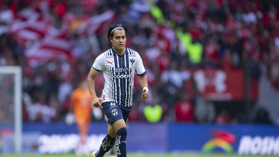 Edson Gutiérrez, jugador de Rayados, deberá ser operado para recuperarse de su lesión de rodilla