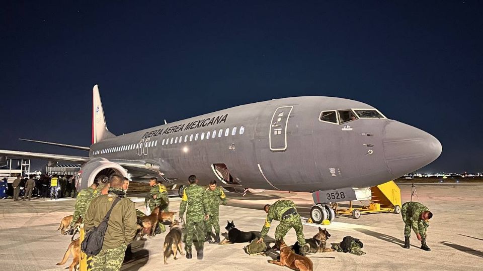 La Fuerza Aérea Mexicana apoyará a las labores de rescate en Turquía. Foto: Twitter/@m_ebrard