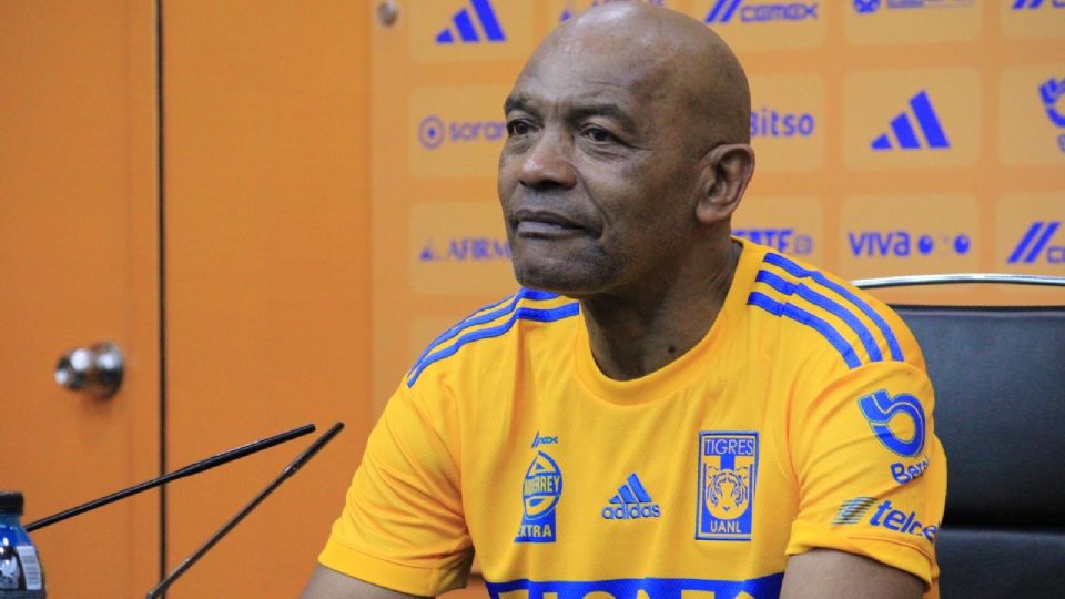 Gerónimo Barbadillo 'El Patrulla', será nuevo integrante del anillo de leyendas de Tigres en el Estadio Universitario