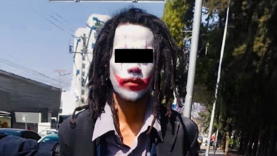 Hombre vestido de Joker asalta a hombre en CDMX