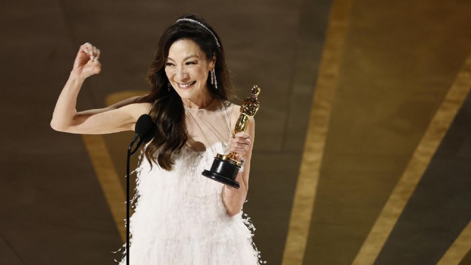 Michelle Yeoh ganó el Oscar como Mejor Actriz  por 'Everything Everywhere all at Once'.