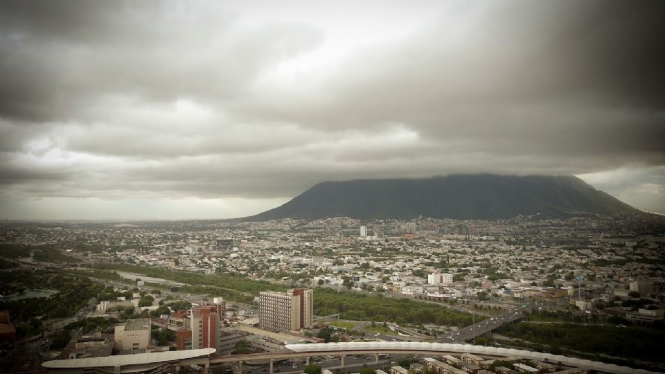 Día nublado en Monterrey.