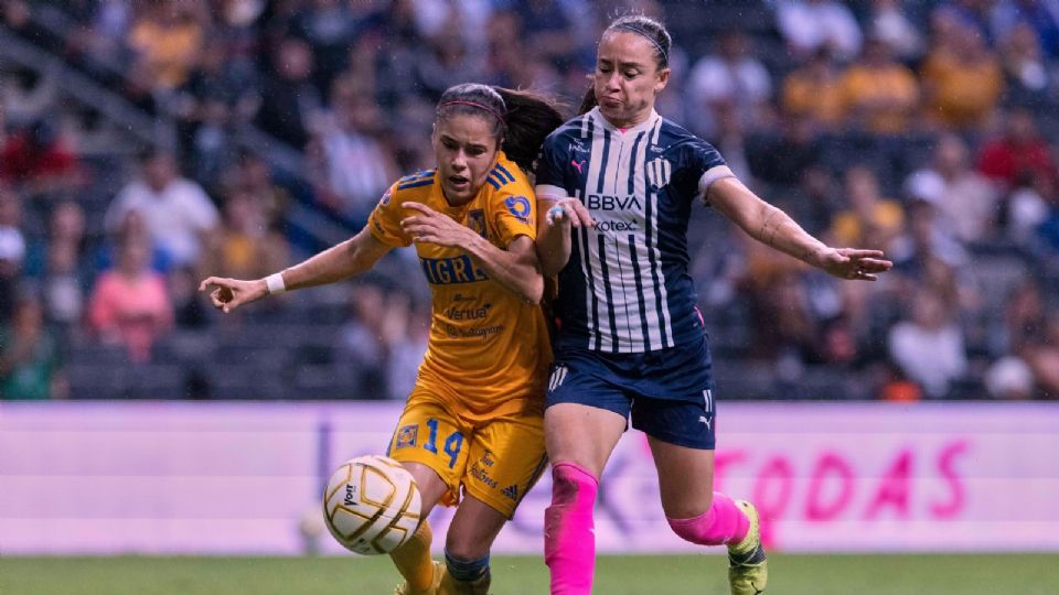 Clásico Regio Femenil en el Estadio BBVA.