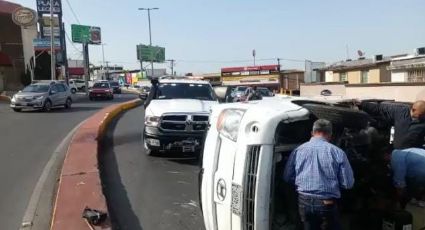 Volcadura afecta vialidad en Paseo de los Leones