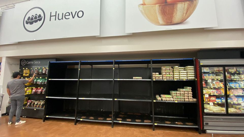 Desabasto de huevo en supermercados del municipio de San Pedro Garza García.