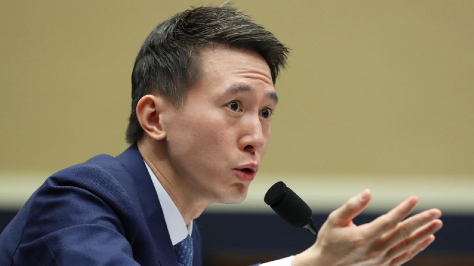 El consejero delegado de TikTok, Shou Zi Chew, testifica hoy ante el Comité de Energía y Comercio de la Cámara de Representantes de EU