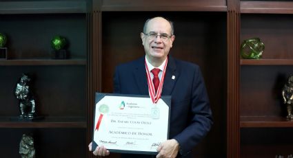 Preside ingeniero de la UANL Consejo de Honor de Academia