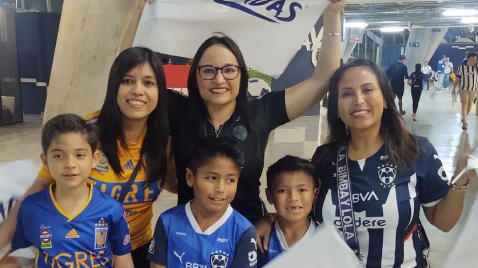 Familias se dieron cita en el Estadio BBVA para ver el duelo entre Rayadas y Tigres Femenil