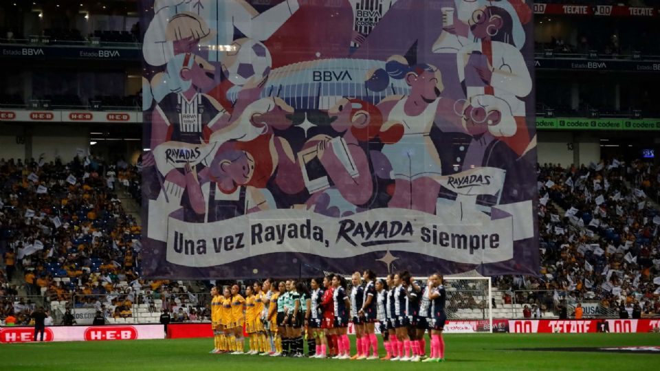 La cifra de aficionados en el Clásico Regio superó incluso el récord de asistencia del juego inaugural de la NWSL de Estados Unidos.