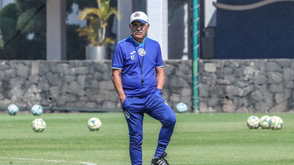 El ahora ex entrenador de Cruz Azul, Ricardo Ferretti, no ha firmado su finiquito tras ser despedid por los malos resultados