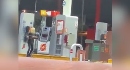 Captan a mujer golpeando surtidor de combustible en Juárez