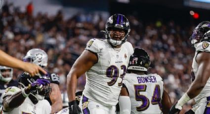 Atlanta Falcons contrató a Calais Campbell de 37 años