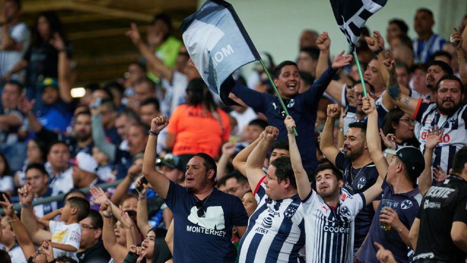 Fotografía ilustrativa de la afición de Rayados en el Estadio BBVA en la temporada clausura 2023 de la Liga MX