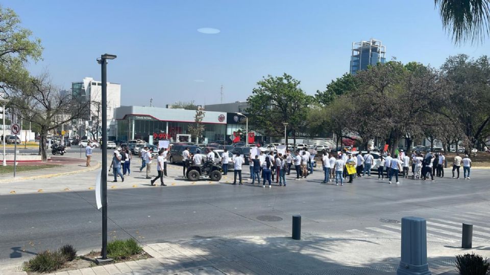 Protesta en Calzada del Valle, en San Pedro.