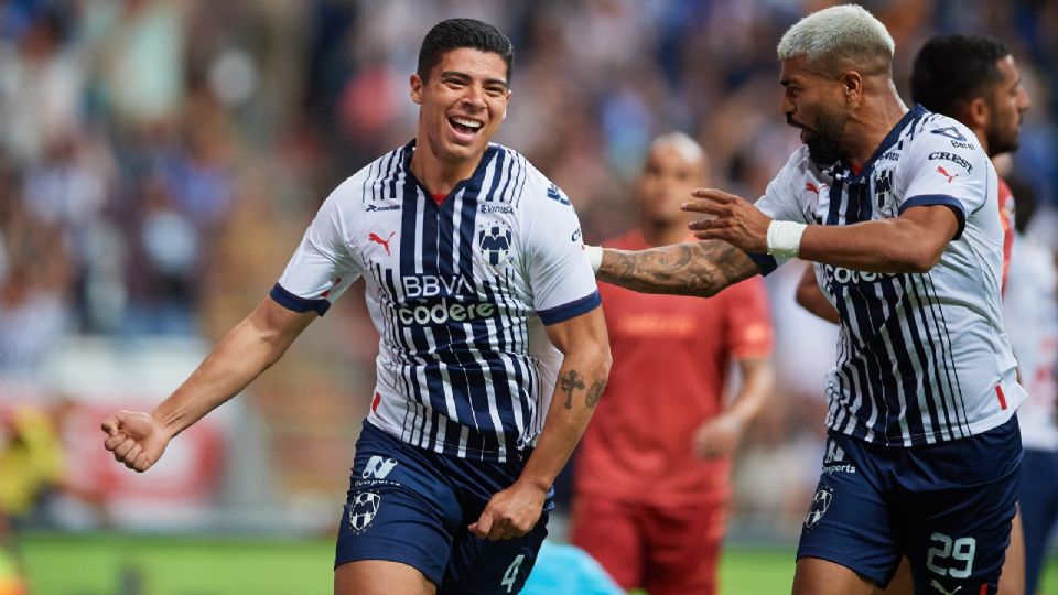 Víctor Guzmán festejó su primer gol como futbolista de Rayados