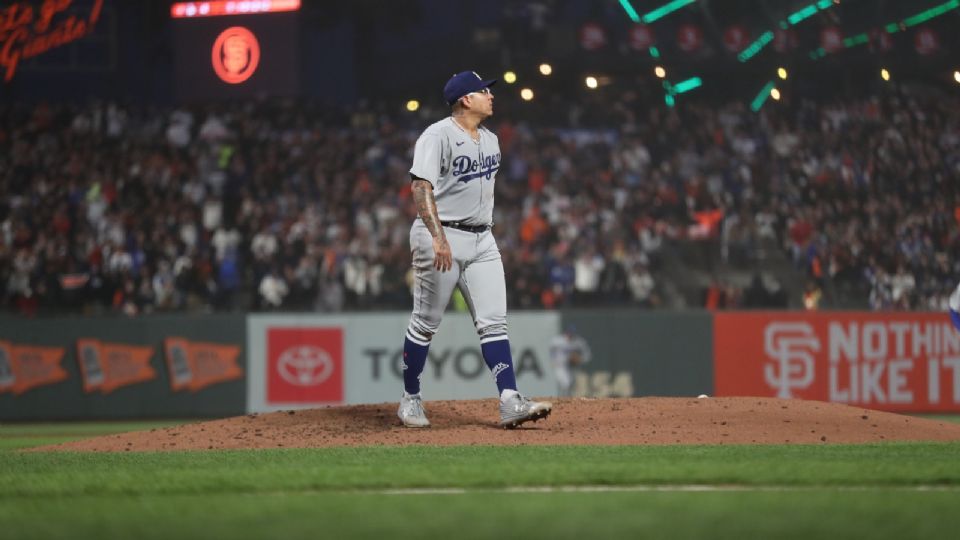 La MLB ordenó la baja administrativa de Julio Urías tras ser acusado por presunta violencia doméstica, tras acudir a un partido de la MLS en el que participó Lionel Messi