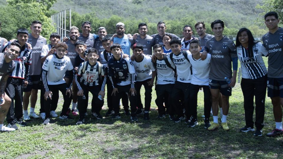 La Selección de Nuevo León visitó a Rayados en El Barrial