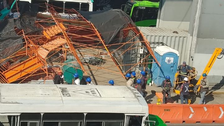 Colapsa estructura metálica en trabajos de la Línea 12 del Metro de CDMX