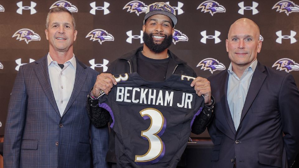 El receptor Odell Beckham fue presentado oficialmente como nuevo jugador de Baltimore Ravens