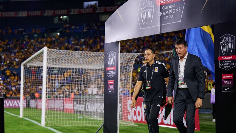 El entrenador de Tigres, Robert Dante Siboldi, enfrenta una semana crucial con la Semifinal de Concachampions y el Repechaje de la Liga MX