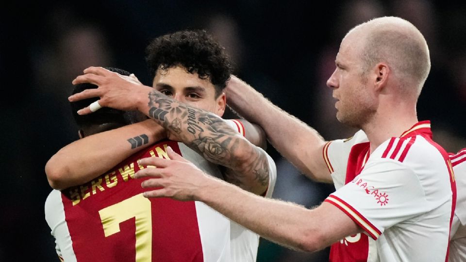 Jorge Sánchez anotó y dio una asistencia en el triunfo del Ajax