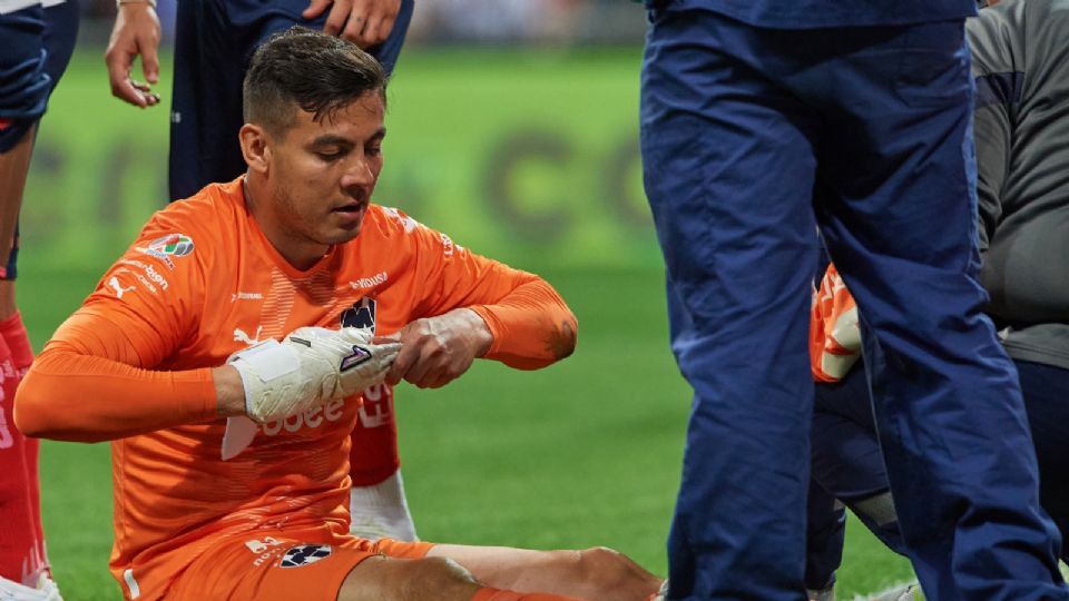 Luis Cárdenas sufrió una fractura en el partido ante Santos Laguna