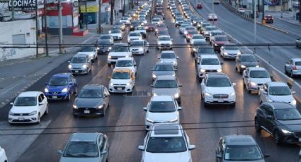 Regresan alumnos a clases y el tráfico a las calles de Nuevo León