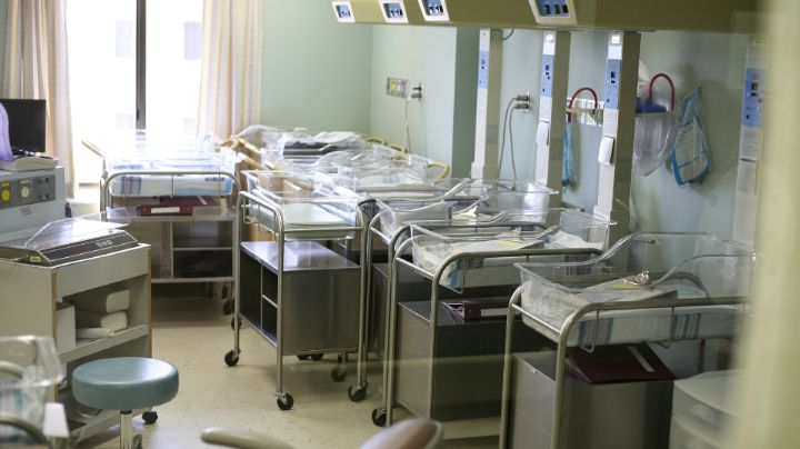 Mueren 34 bebés recién nacidos por brote infeccioso en sala maternal