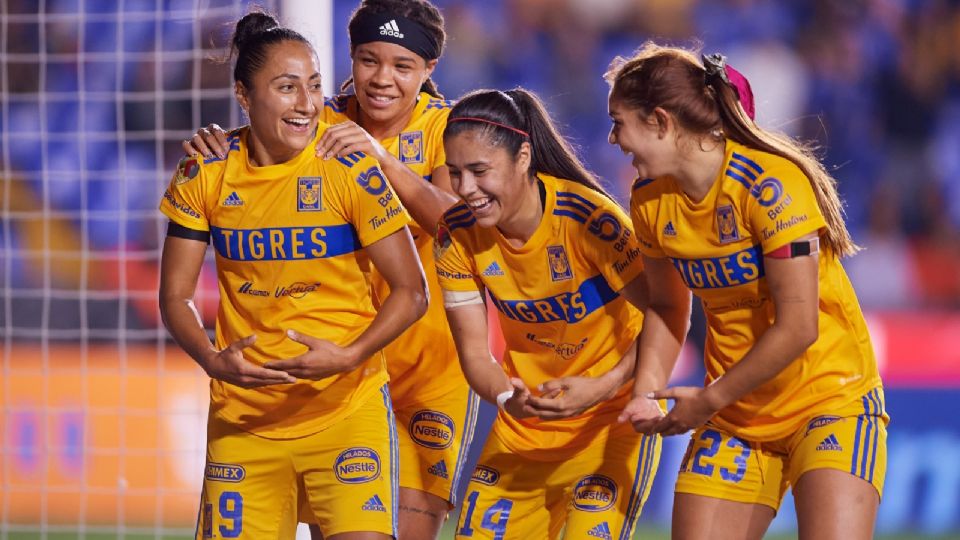 Stephany Mayor y las jugadoras de Tigres Femenil le dedicaron un gol a Bianca Sierra