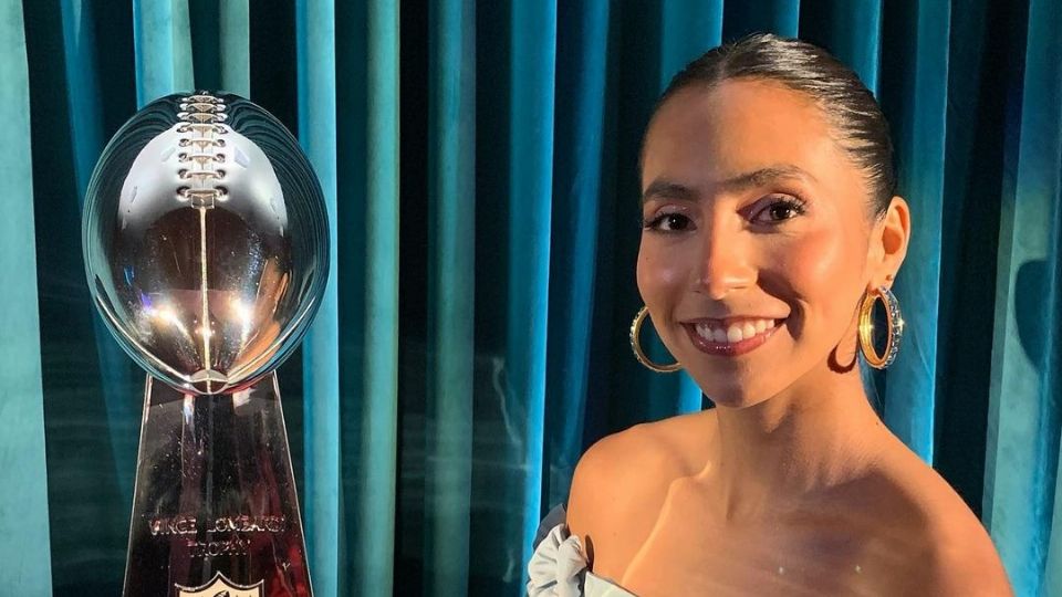 La medallista de oro de Flag Football en el 2022 y protagonista de la campaña 'Run With It' de la NFL, Diana Flores,