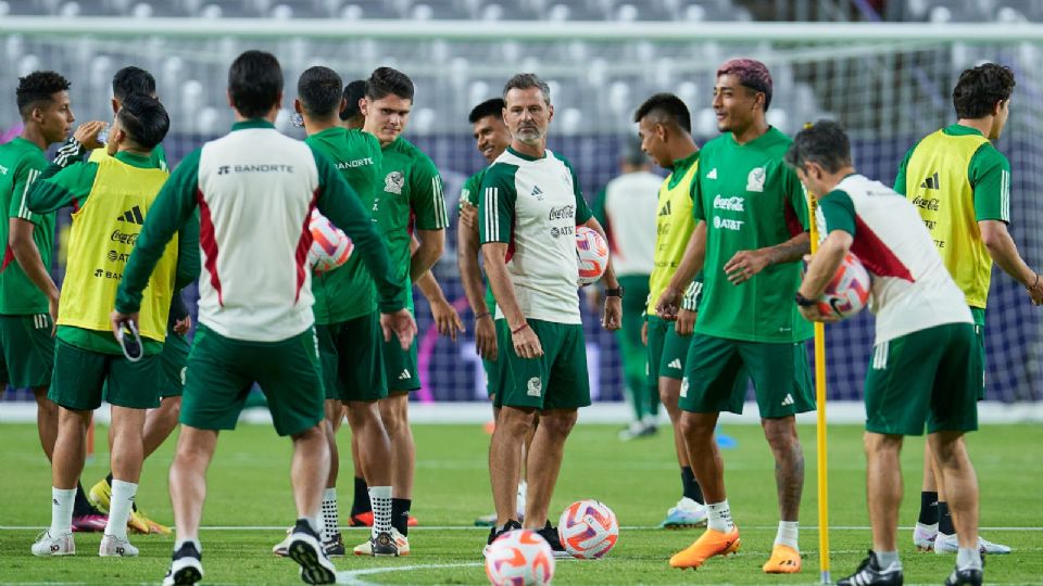 La Selección Mexicana trabaja para enfrentar a Estados Unidos en partido de preparación.