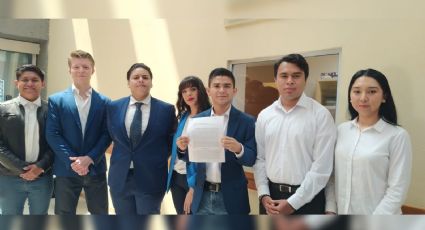 Jóvenes presentan iniciativa para reducir la edad en una diputación