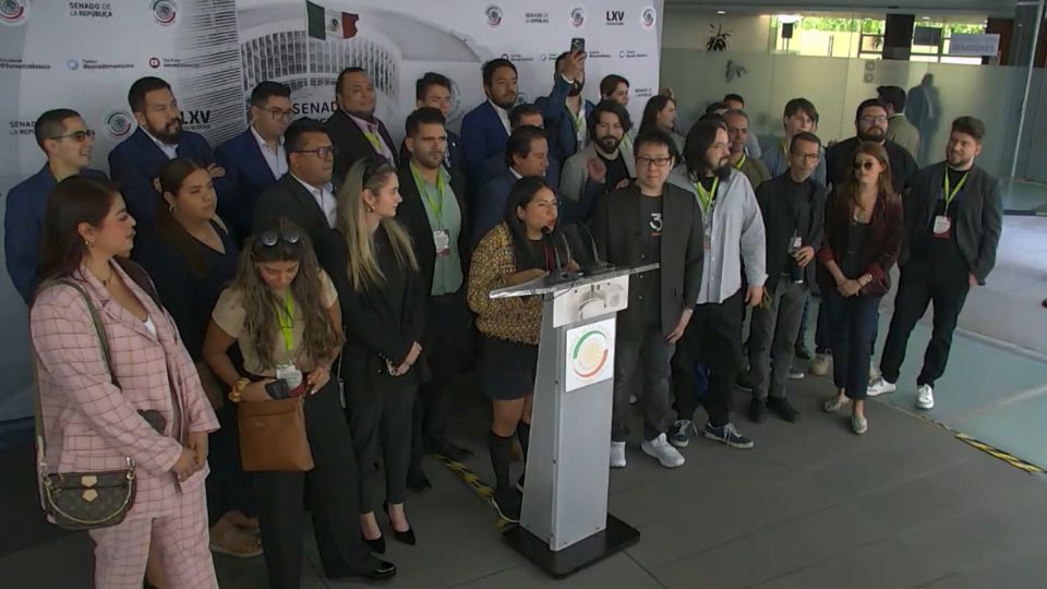 Senadora Indira Kempis en Rueda de Prensa en el Senado de la República.