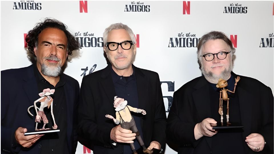 Los cineastas mexicanos  Alejandro González Iñárritu, Alfonso Cuarón, y Guillermo del Toro.