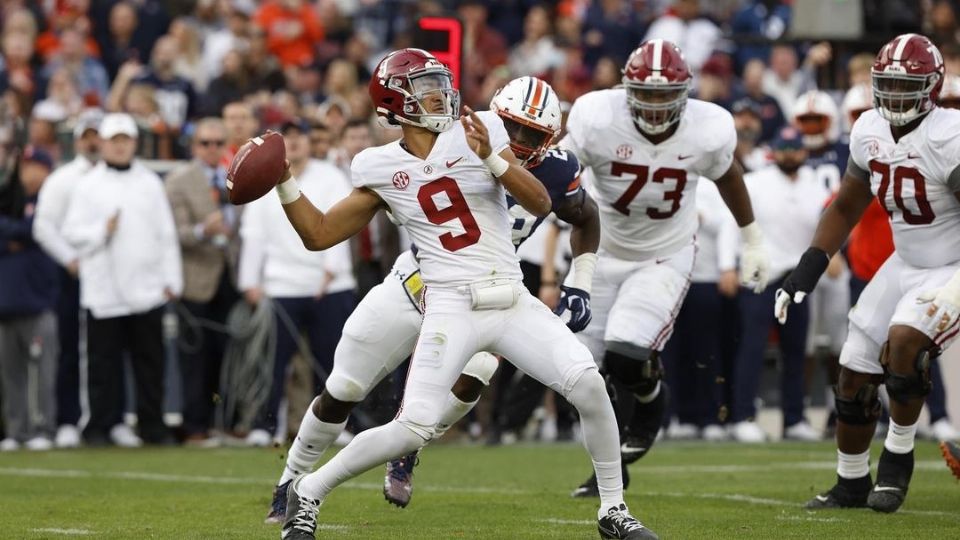 Bryce Young, quarterback de Alabama, es el principal prospecto para ser elegido número 1 en el Draft 2023. La primera selección pertenece a Carolina Panthers