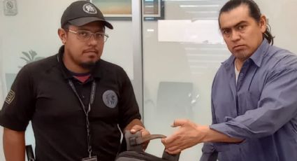 Hombre regresa 15 mil pesos y más de 2 mil dólares extraviados en Juárez