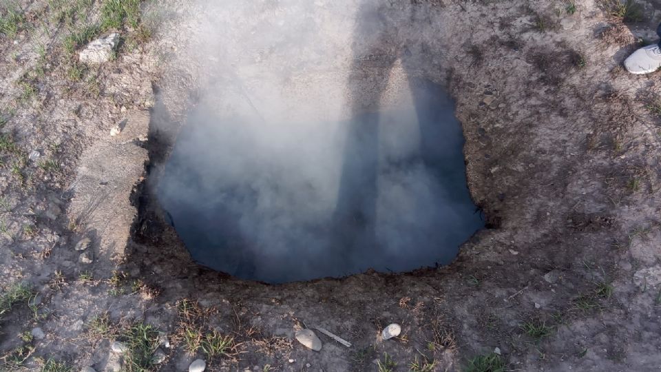 Humo subterráneo surge en Escobedo