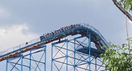 ¡Falló Superman! Juego Mecánico deja en las alturas a personas en Six Flags