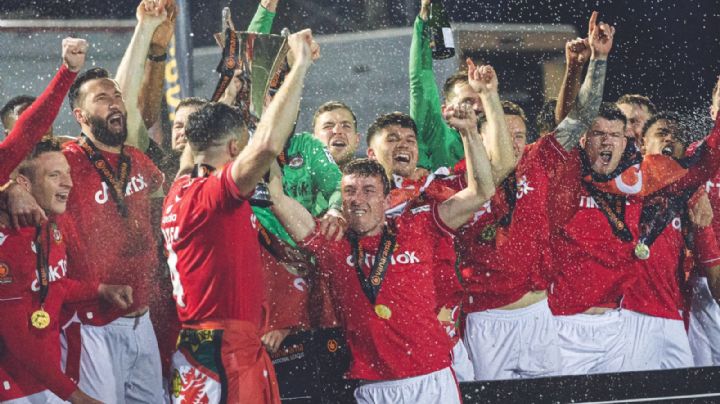 Dueños de Wrexham dan viaje a Las Vegas a sus jugadores por ascender
