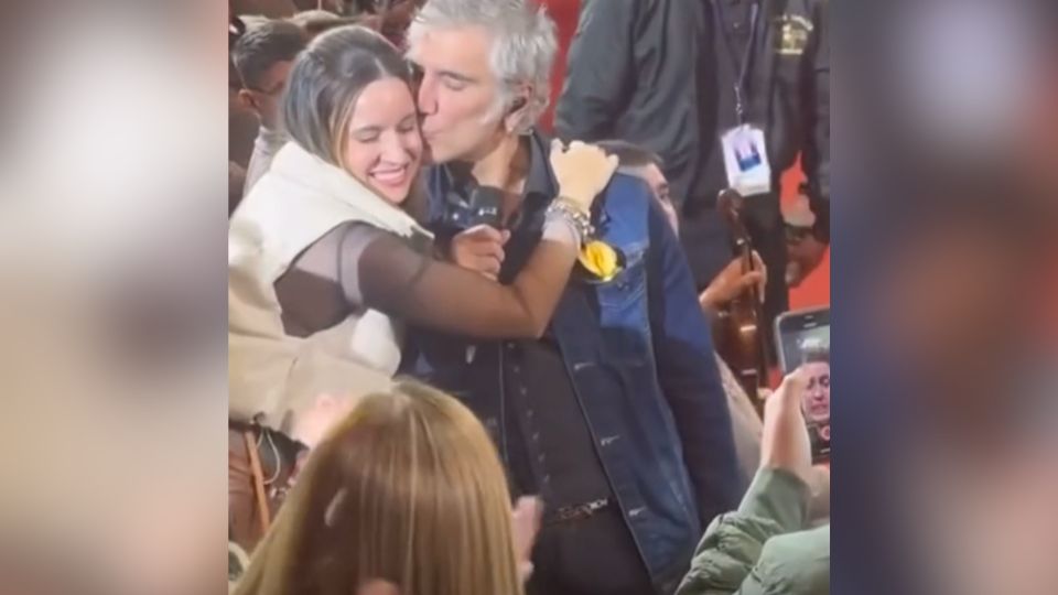 Falla fotógrafo al querer capturar imagen entre Alejandro Fernández y una joven en palenque | TikTok / josefigueroaFL