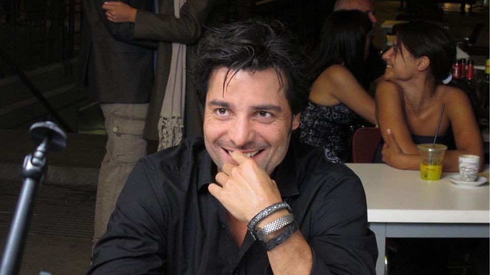 Chayanne mediante redes sociales.