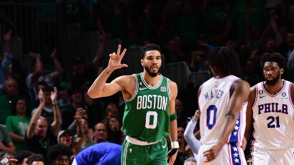 Jayson Tatum explotó con 51 puntos en el séptimo partido para comerse a un pobre Embiid y citar a Boston con Miami en las Finales de Conferencia